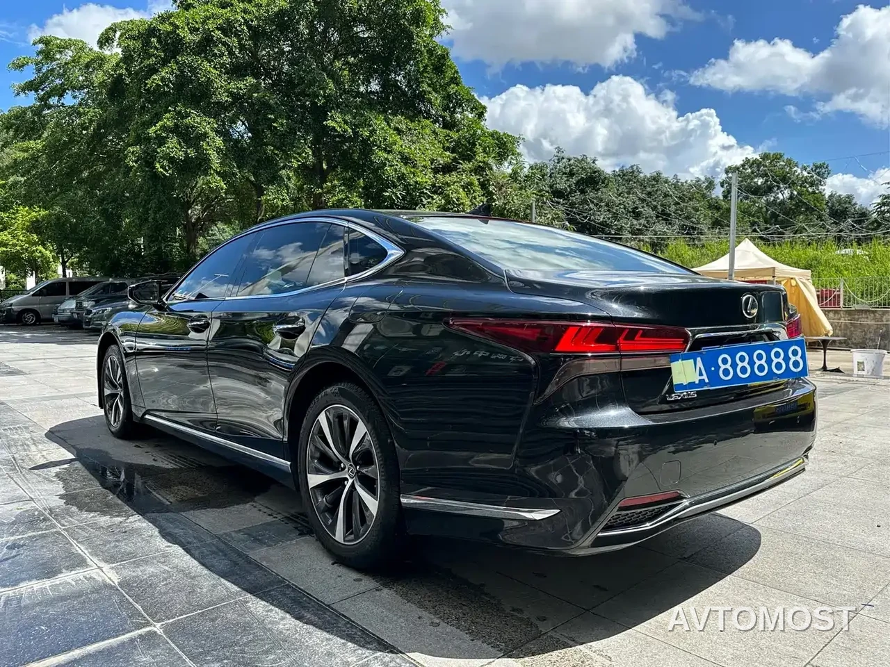 Lexus LS 2021 500h Excellence Edition — фото 9
