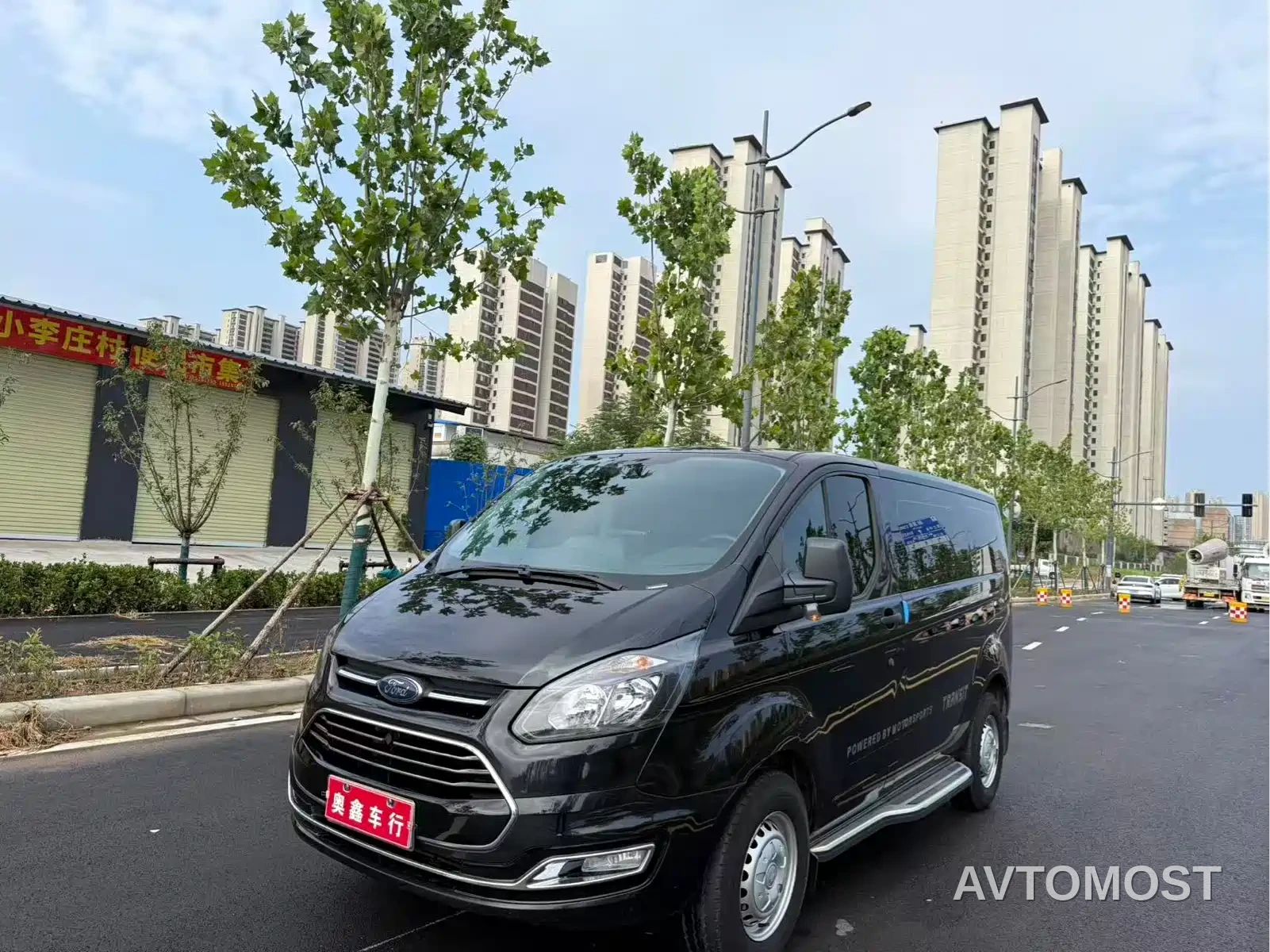 Ford Transit 2019 2.0T Diesel Multi-Purpose Commercial Vehicle Short Wheelbase Low Roof 6-Seater China VI — фото 3