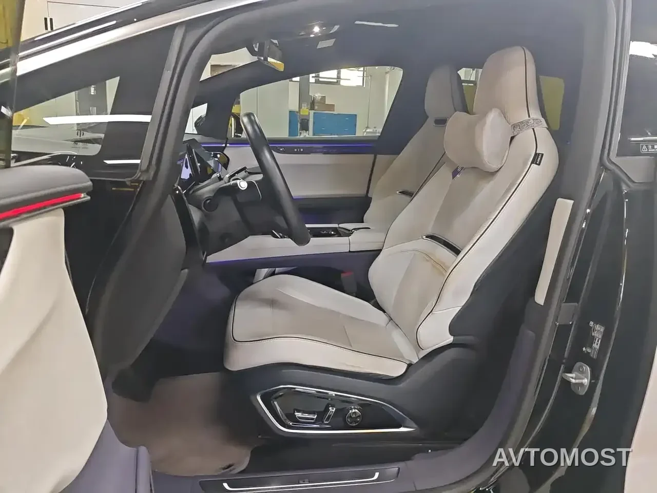 HiPhi X 2021 Luxury Edition 6-Seater — фото 6