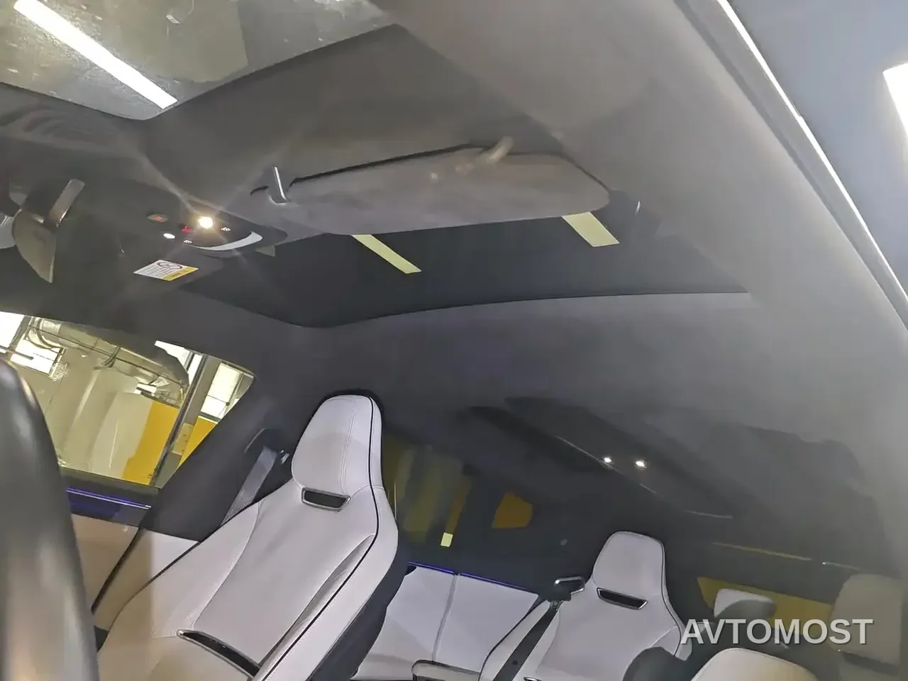 HiPhi X 2021 Luxury Edition 6-Seater — фото 19