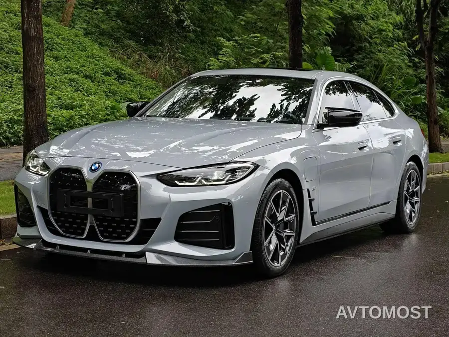 BMW i4 2023 eDrive35