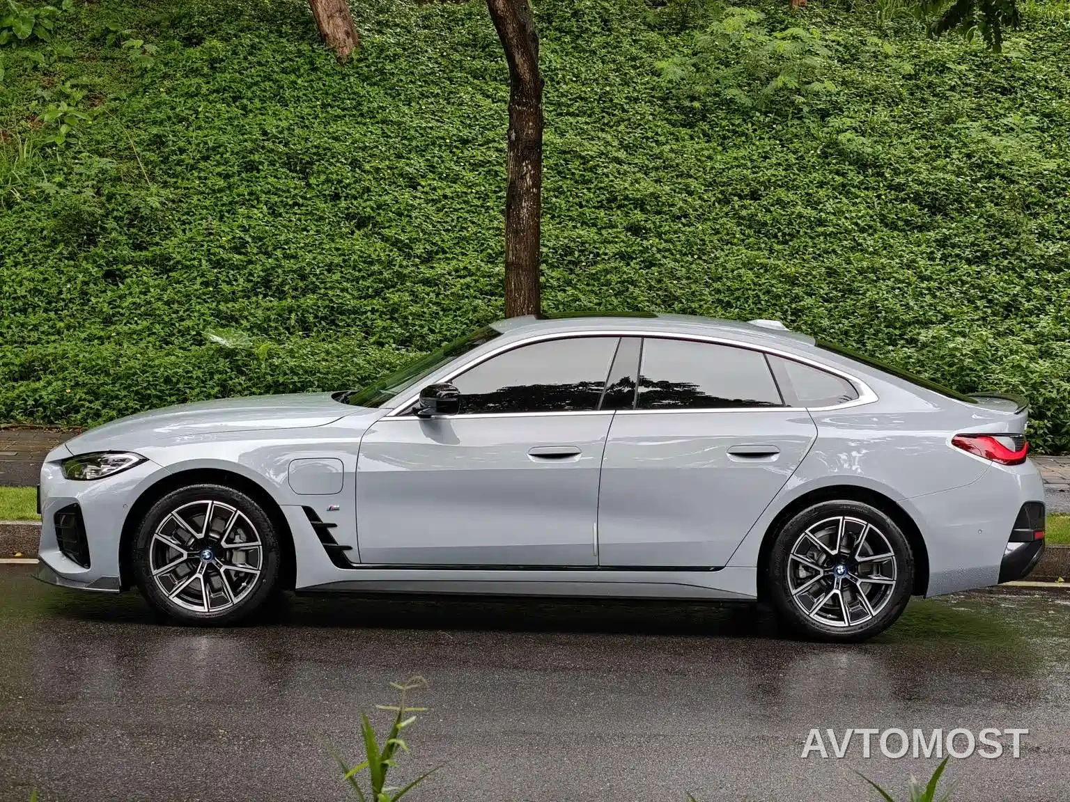 BMW i4 2023 eDrive35 — фото 7