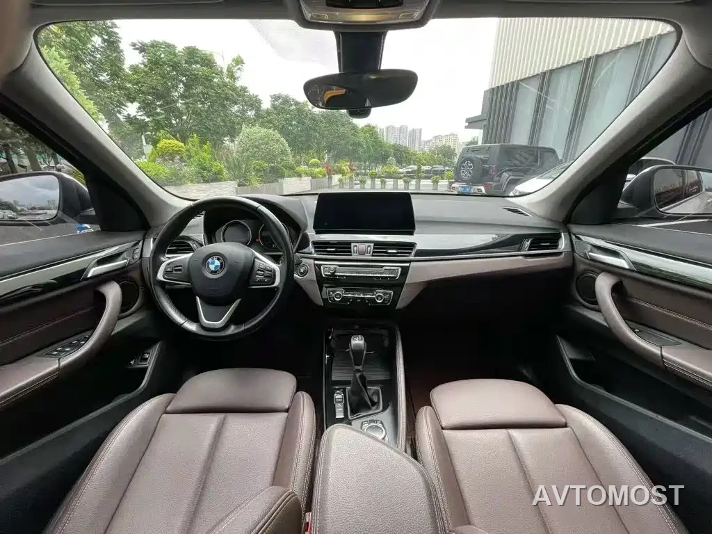 BMW X1 New Energy 2020 xDrive30Le Premium Edition — фото 10