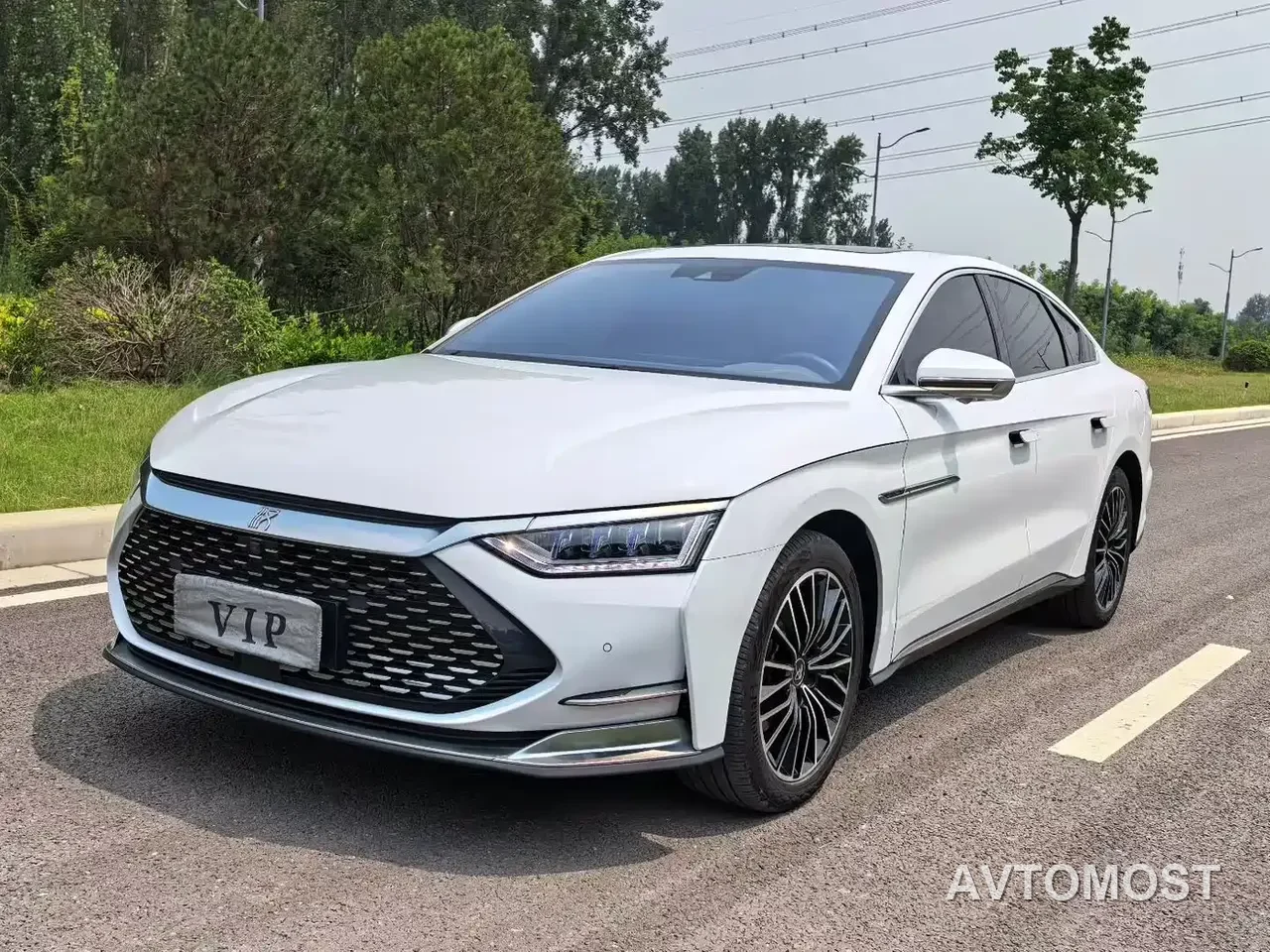 BYD Han 2020 DM AWD Performance Luxury Edition — фото 1