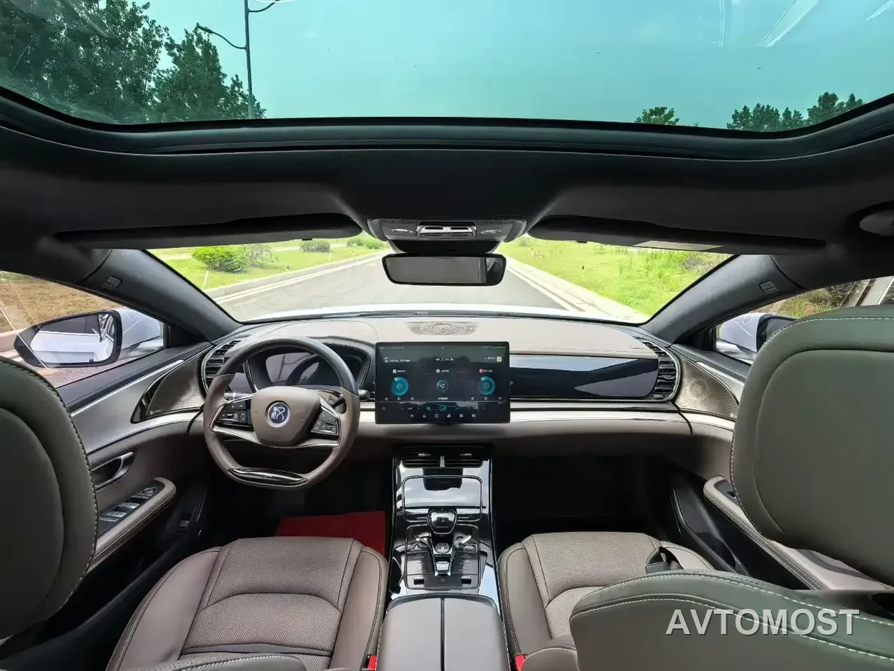 BYD Han 2020 DM AWD Performance Luxury Edition — фото 4