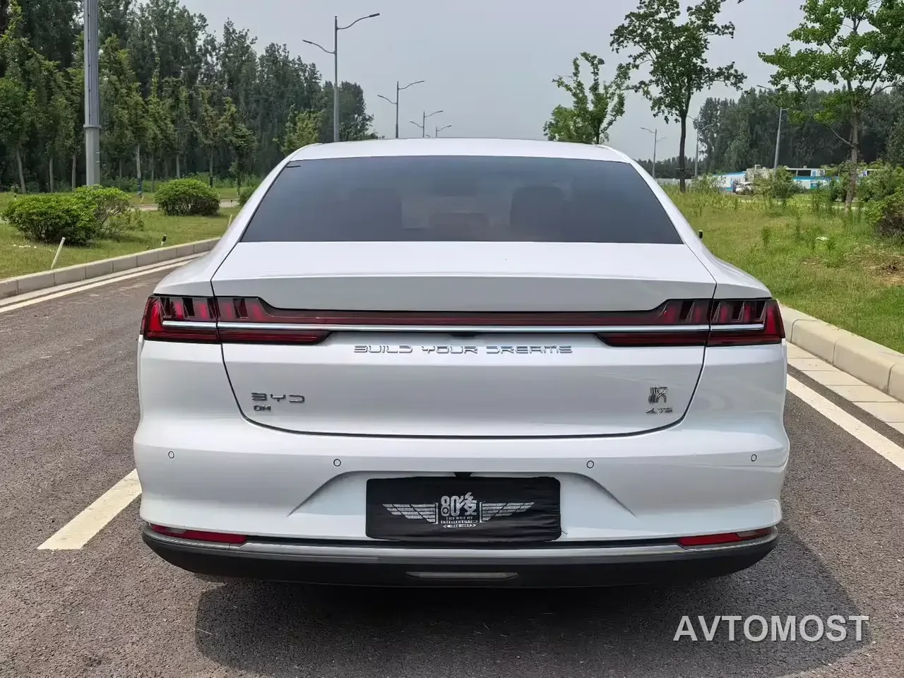 BYD Han 2020 DM AWD Performance Luxury Edition — фото 6