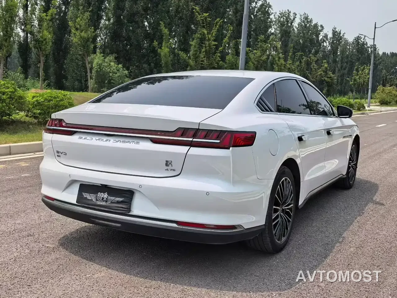 BYD Han 2020 DM AWD Performance Luxury Edition — фото 7