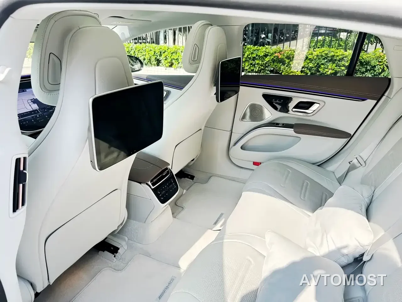 Mercedes-Benz EQS AMG 2023 AMG EQS 53 4MATIC+ — фото 14