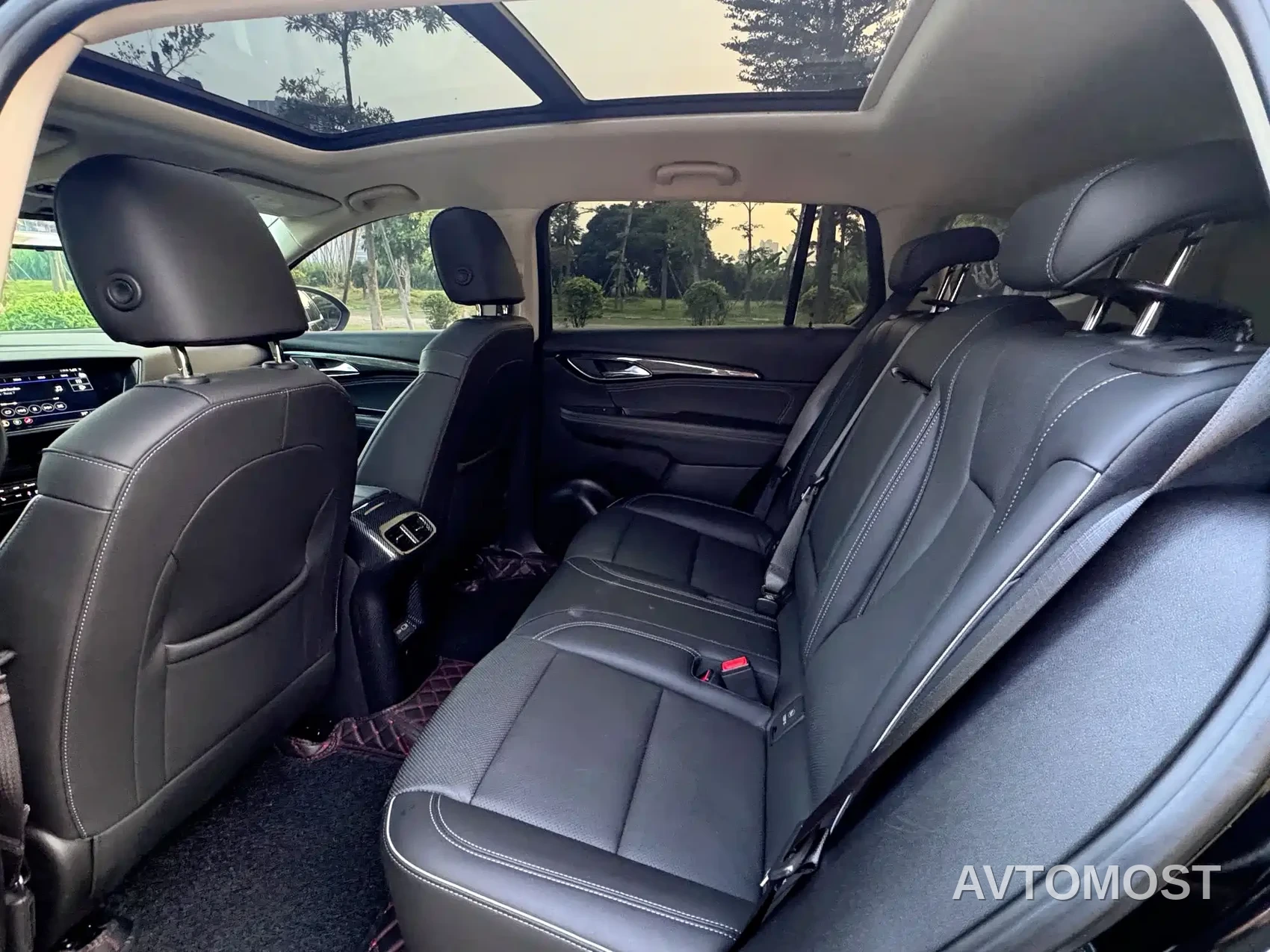 Buick Envision Plus 2023 Enclave Plus 652T 5-Seater Luxury — фото 9