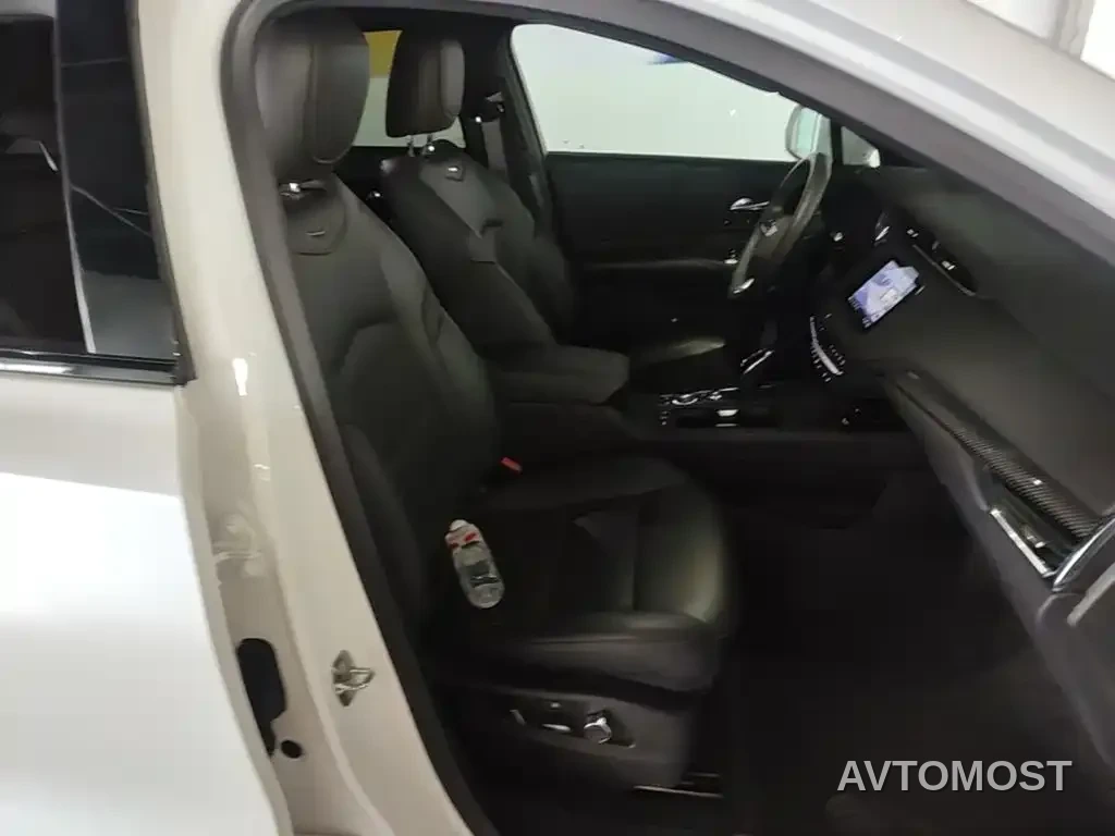 Cadillac XT4 2022 28T AWD Platinum — фото 21