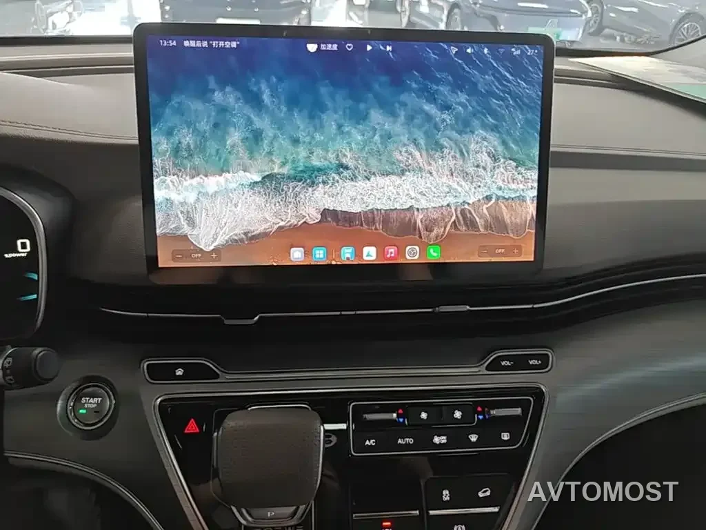 Roewe iMAX8 EV 2025 Model 1.5T DMH Land Premium Edition — фото 8