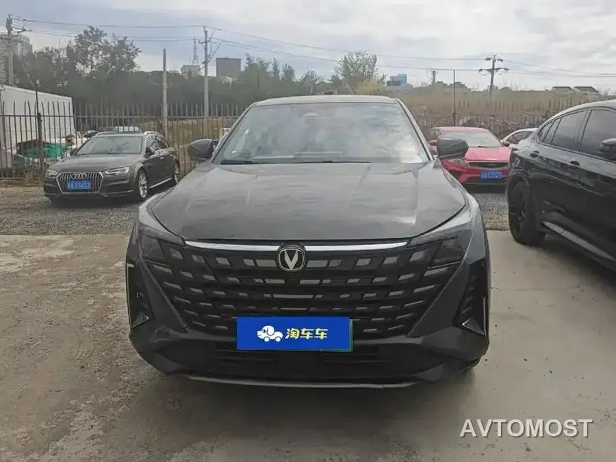 Changan UNI-Z New Energy 2024 Blue Whale iDD 125km Surpassing Edition