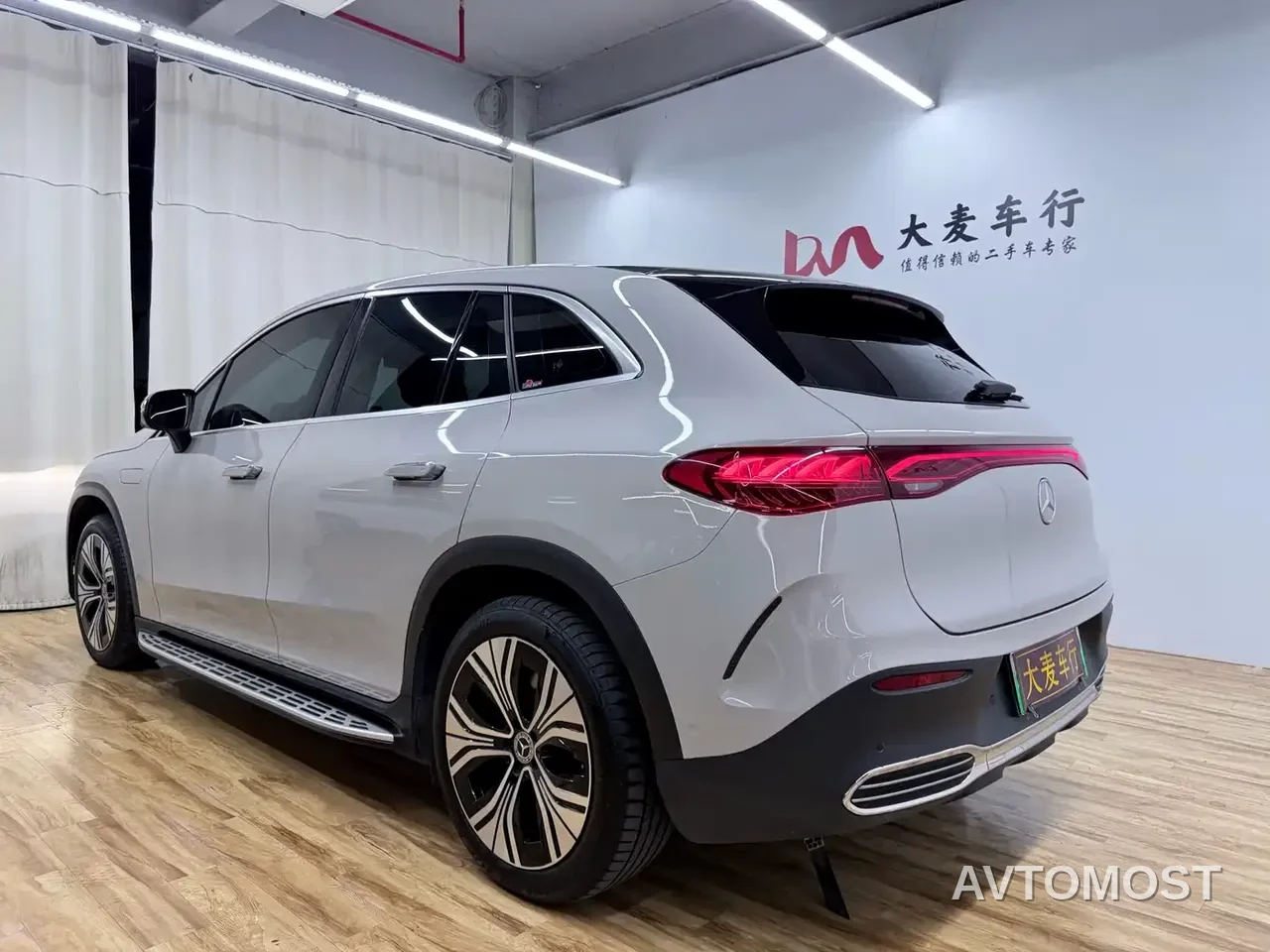 Mercedes-Benz EQE SUV 2023 350 4MATIC Luxury Edition — фото 6