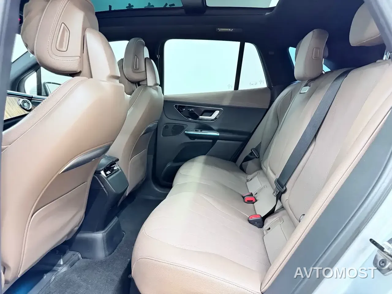 Mercedes-Benz EQE SUV 2023 350 4MATIC Luxury Edition — фото 12