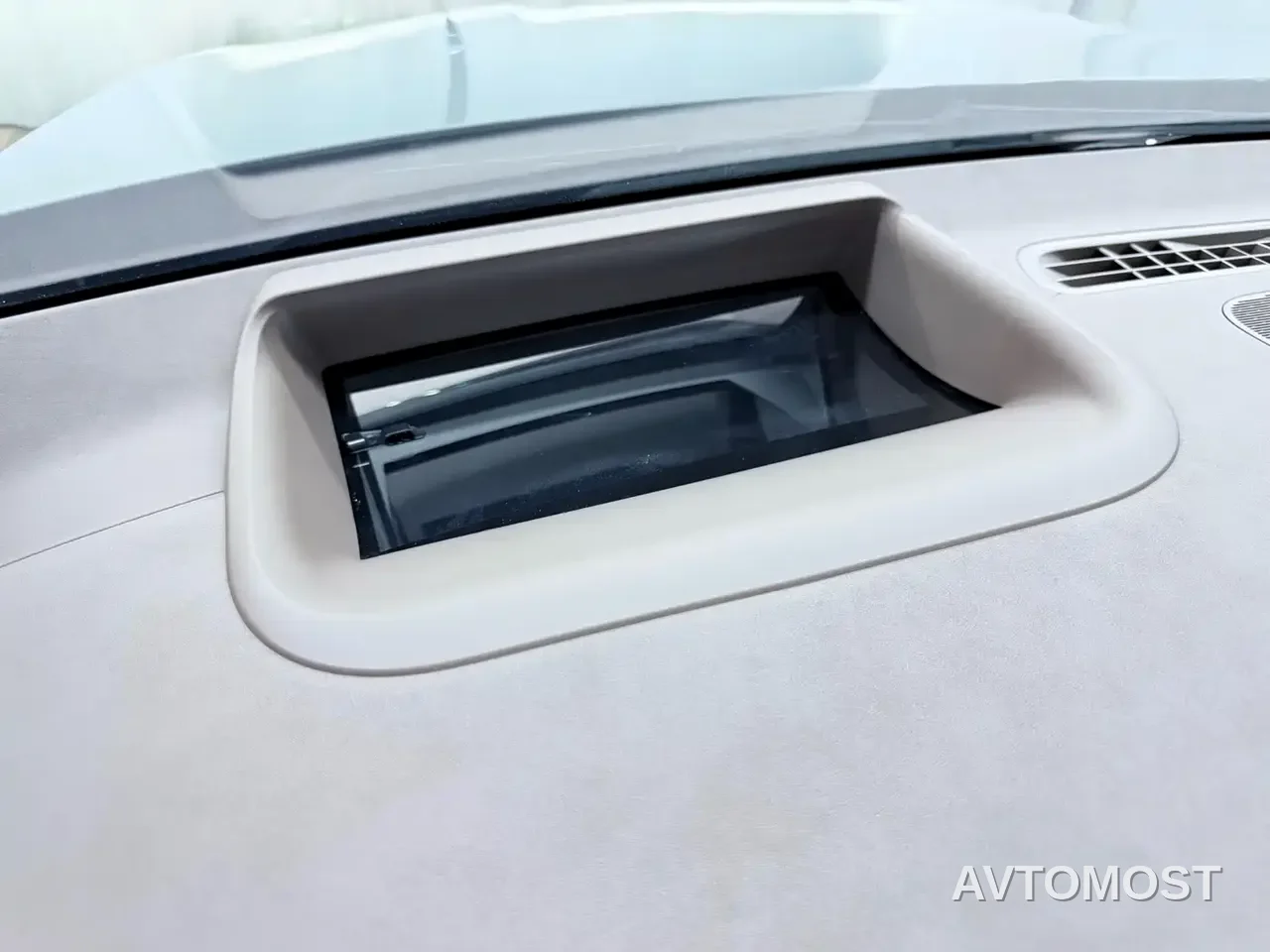Mercedes-Benz EQE SUV 2023 350 4MATIC Luxury Edition — фото 14