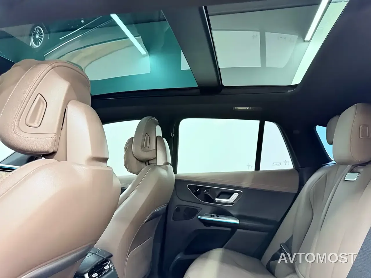 Mercedes-Benz EQE SUV 2023 350 4MATIC Luxury Edition — фото 15