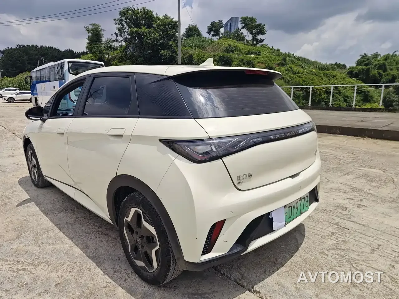 BYD Dolphin 2023 420km Fashion Edition — фото 9