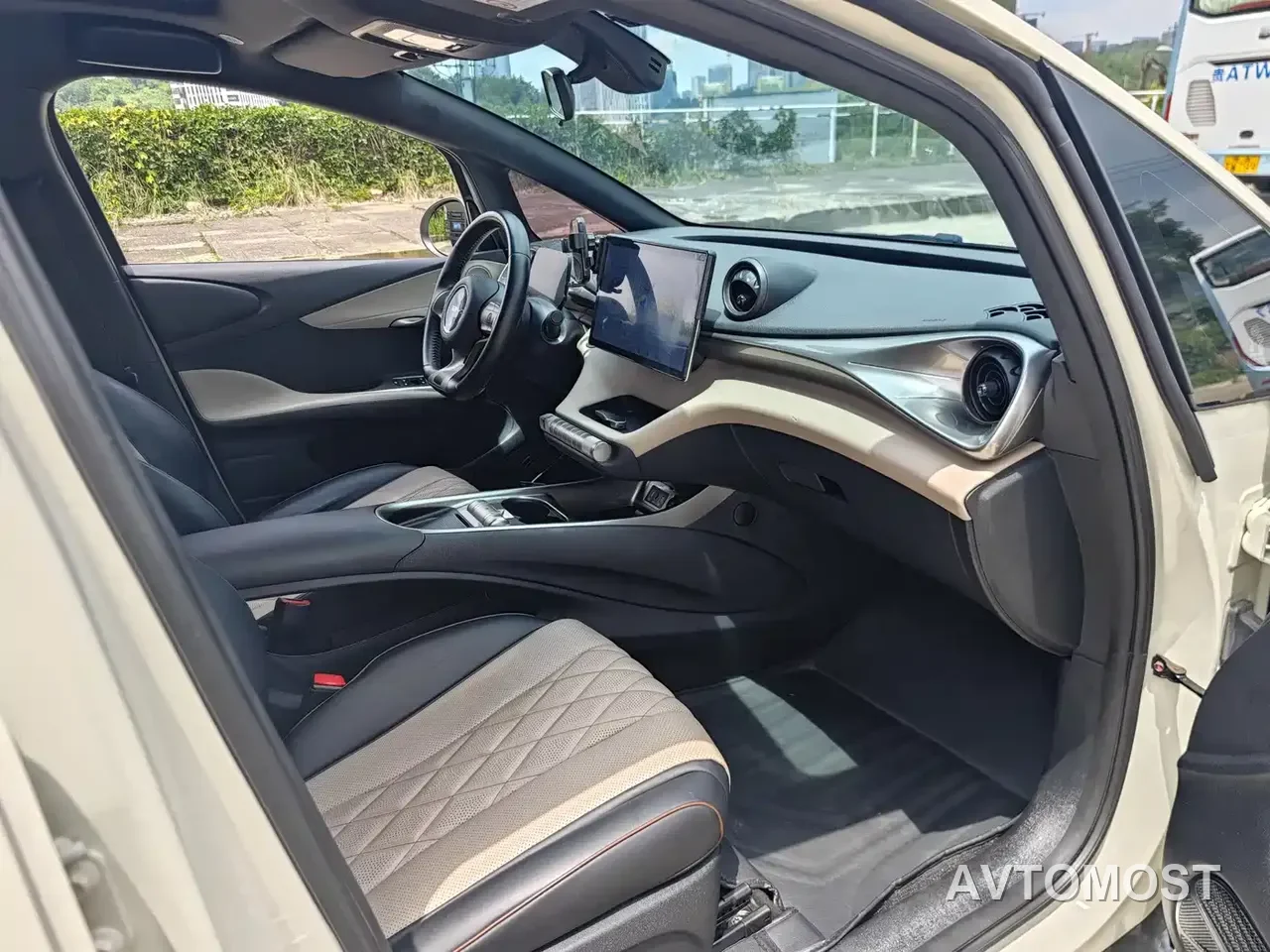 BYD Dolphin 2023 420km Fashion Edition — фото 6