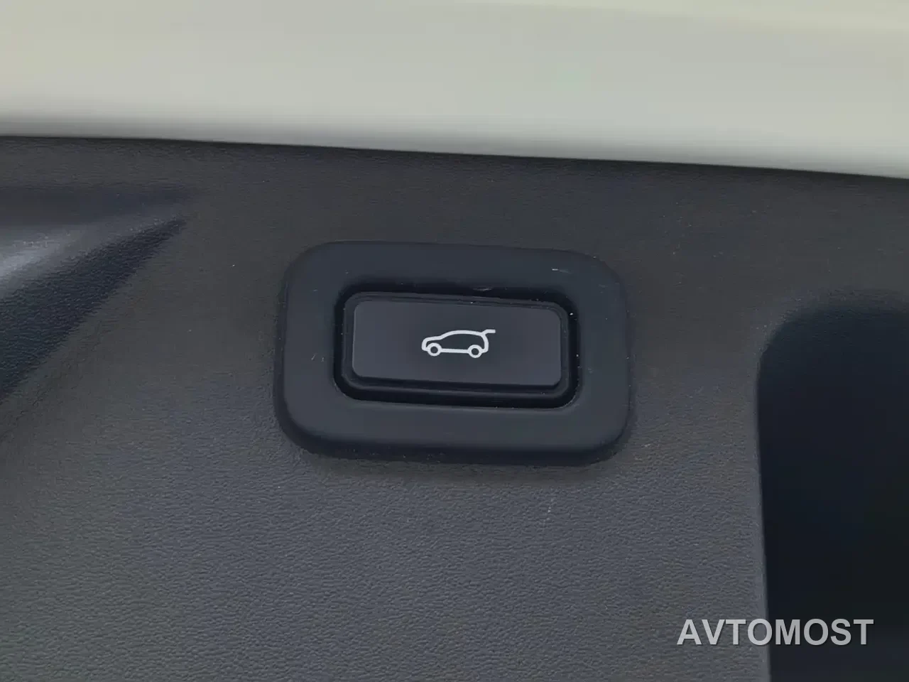 Land Rover Discovery Sport PHEV 2021 P300e Performance Tech Edition — фото 27
