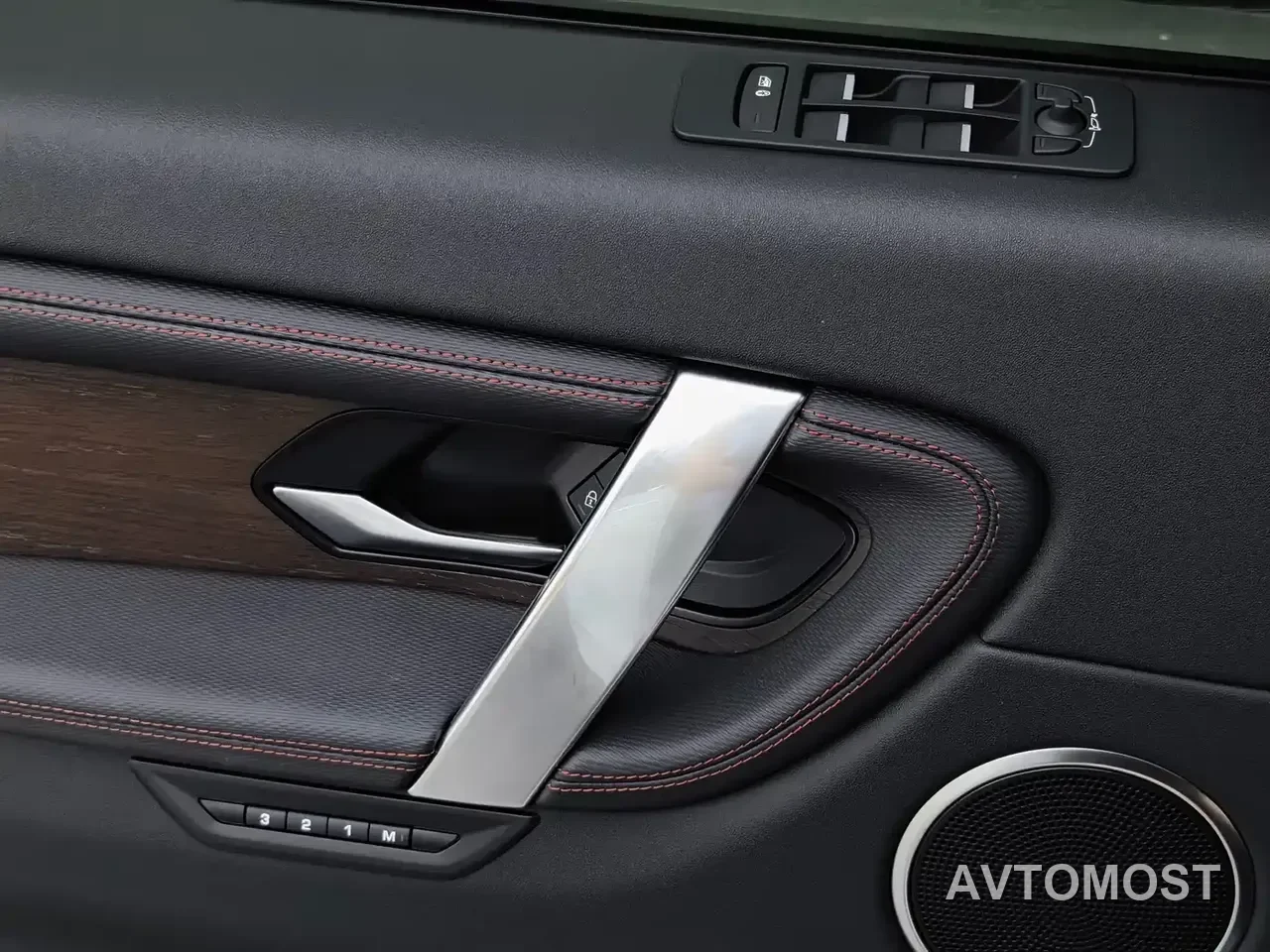 Land Rover Discovery Sport PHEV 2021 P300e Performance Tech Edition — фото 32
