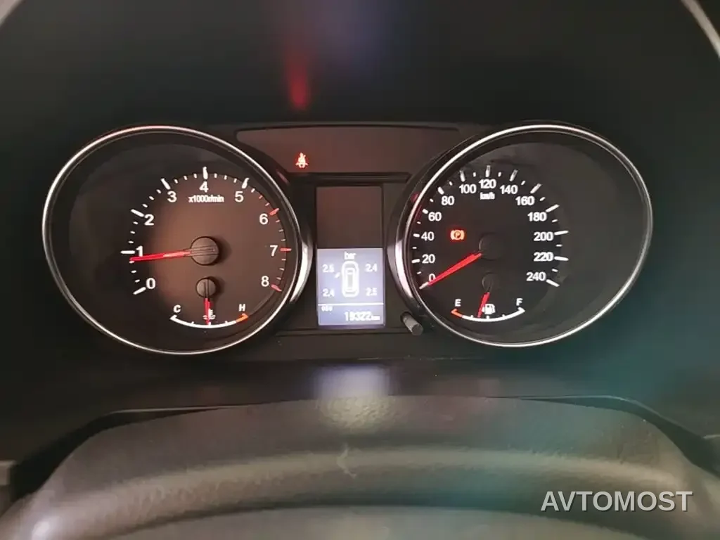 Haval M6 2023 PLUS 1.5T Manual Elite Smart Connect — фото 9