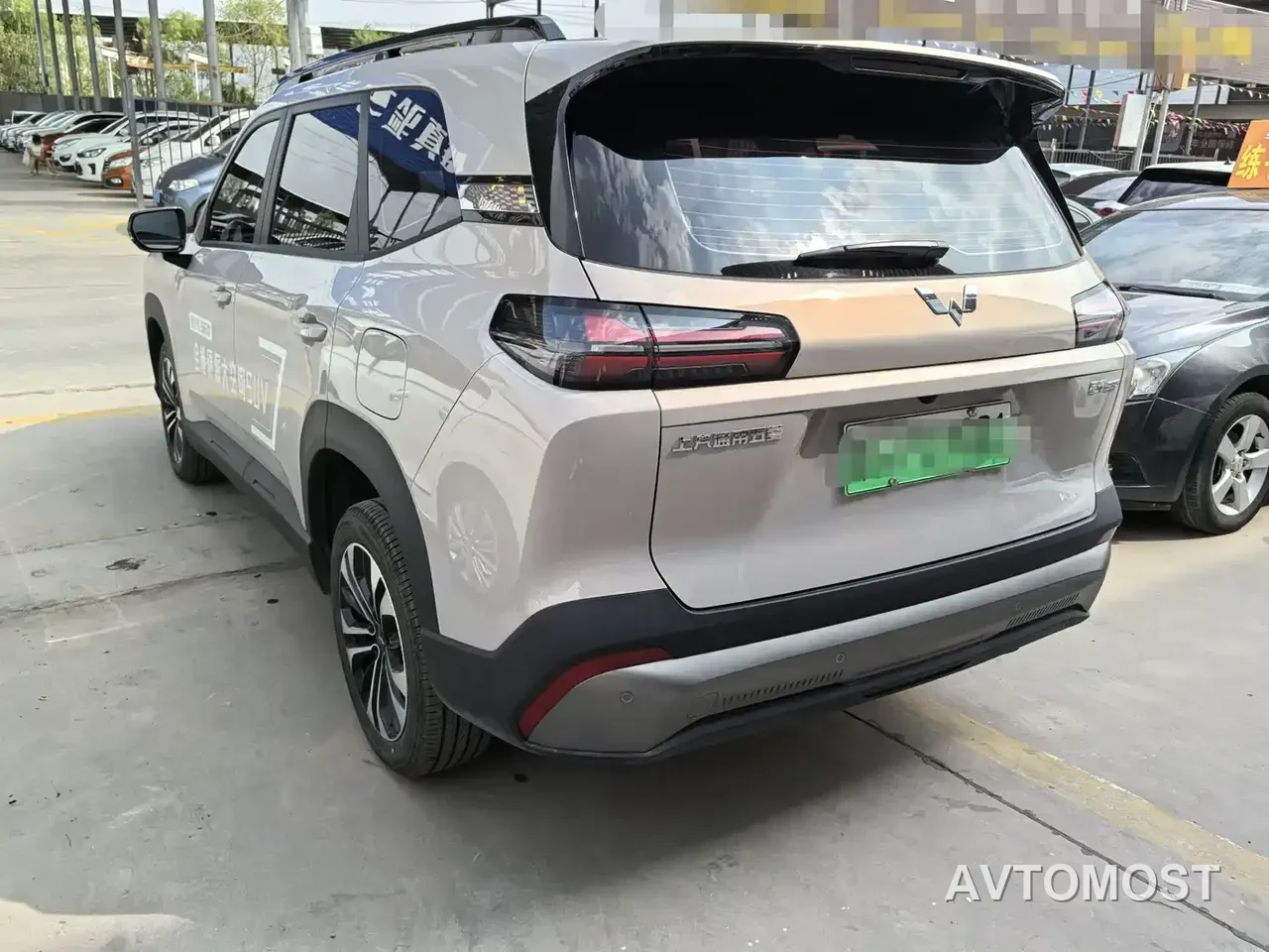 Wuling Motors Starlight 560 NEV 2025 Model Plug-in Hybrid Version 5-seater — фото 4