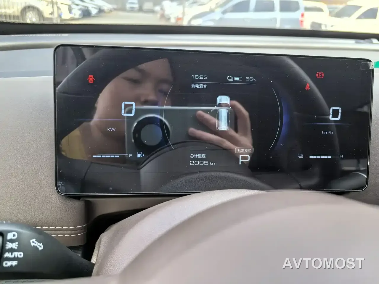Wuling Motors Starlight 560 NEV 2025 Model Plug-in Hybrid Version 5-seater — фото 10