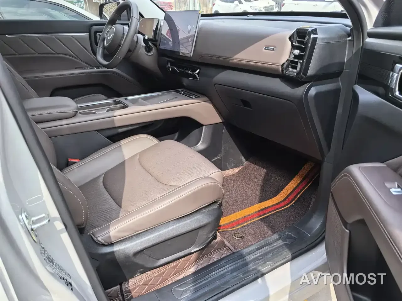Wuling Motors Starlight 560 NEV 2025 Model Plug-in Hybrid Version 5-seater — фото 11