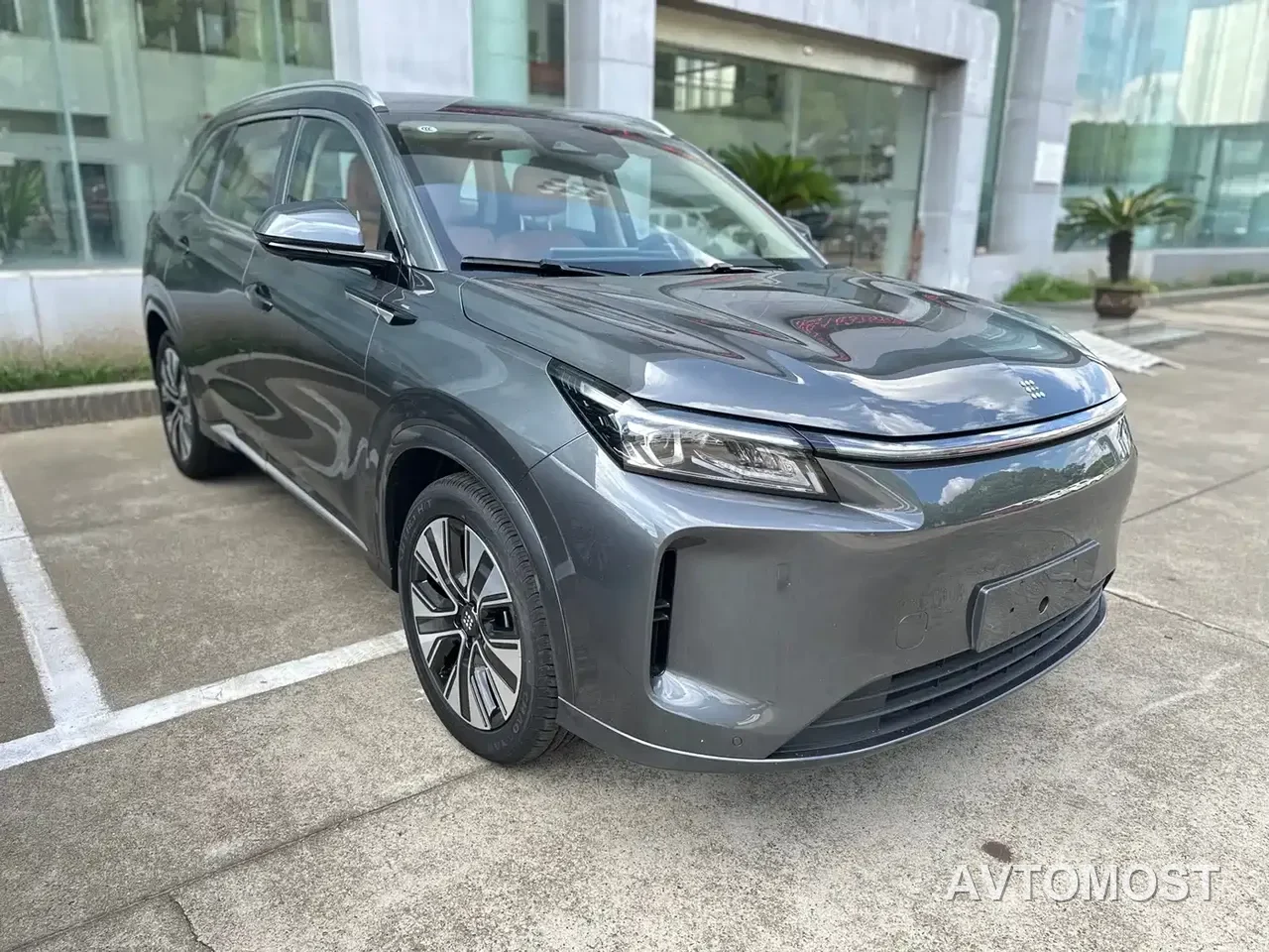 Landian E5 PLUS 2026 165km Long Range First Edition Ultra 7-Seater — фото 1