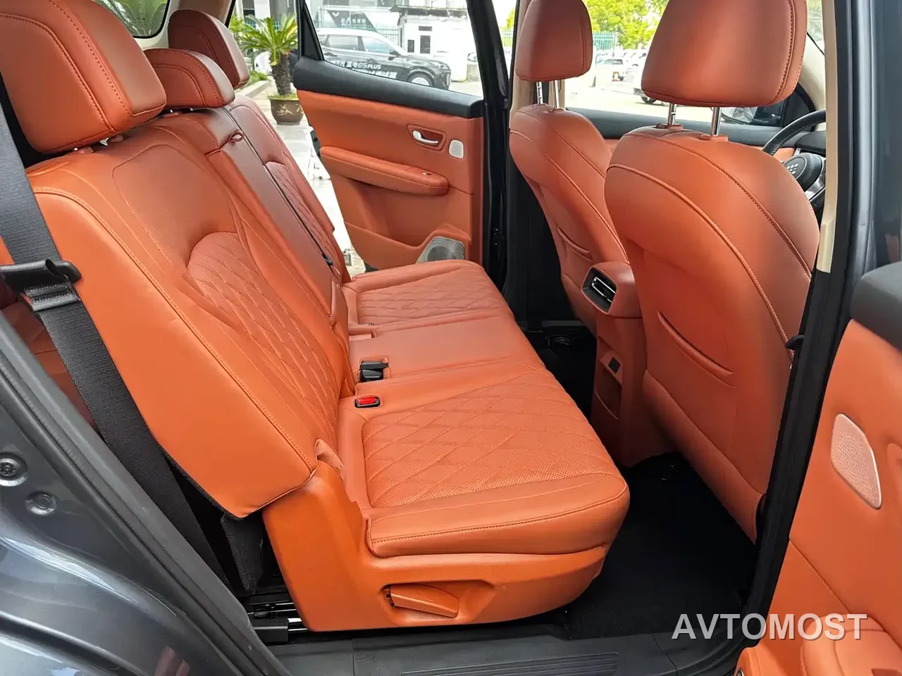 Landian E5 PLUS 2026 165km Long Range First Edition Ultra 7-Seater — фото 8