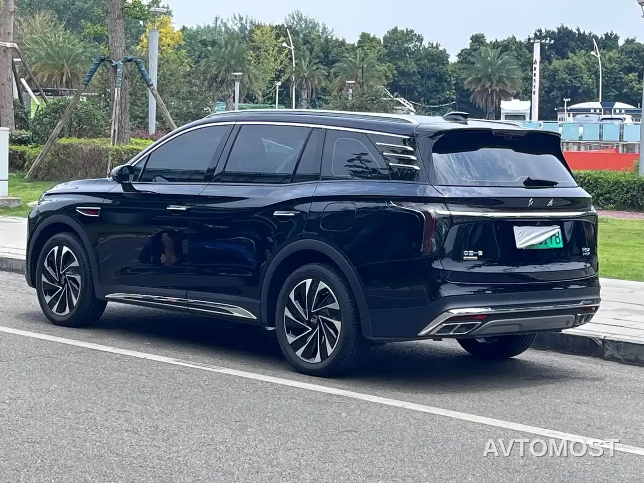 Hongqi HS7 PHEV 2024 2.0T PHEV AWD Qichang Edition 7-seater — фото 4