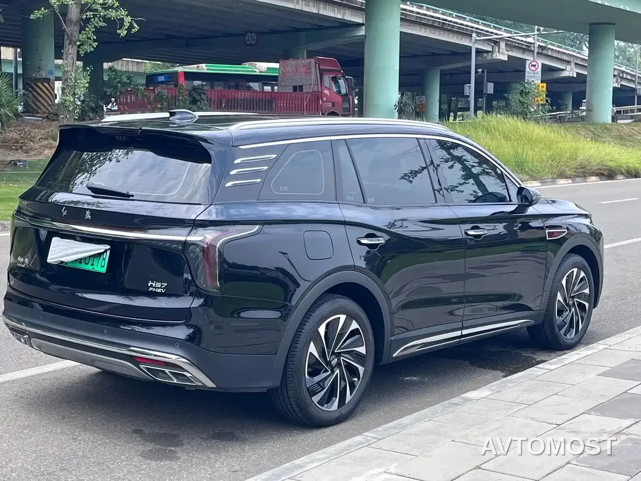 Hongqi HS7 PHEV 2024 2.0T PHEV AWD Qichang Edition 7-seater — фото 6
