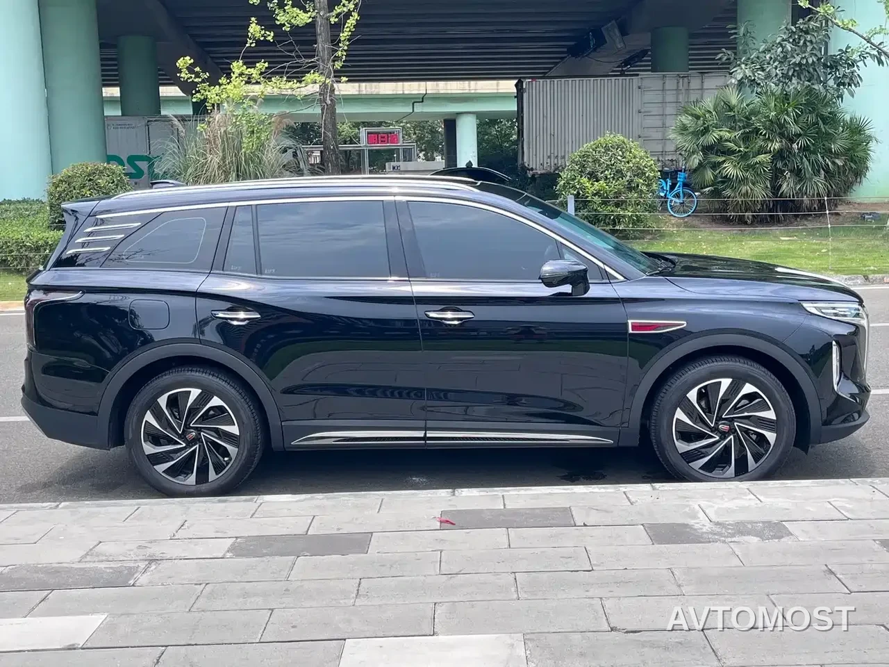 Hongqi HS7 PHEV 2024 2.0T PHEV AWD Qichang Edition 7-seater — фото 8