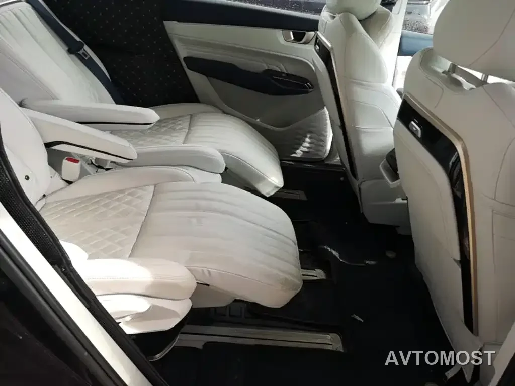 Wuling Victory 2023 2.0L DHT Luxury Edition — фото 15