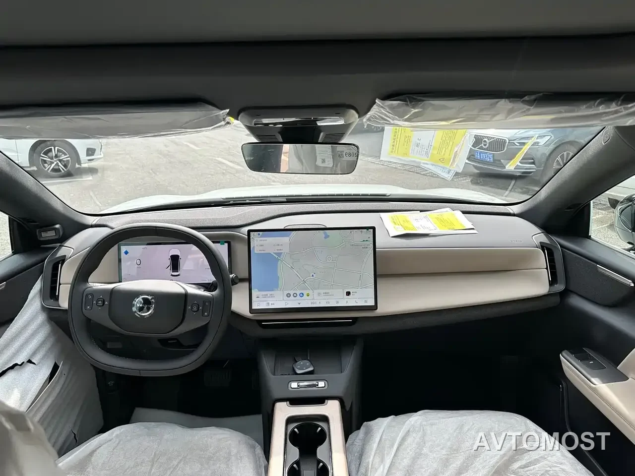 Volvo XC70 Plug-in Hybrid 2025 Standard — фото 9