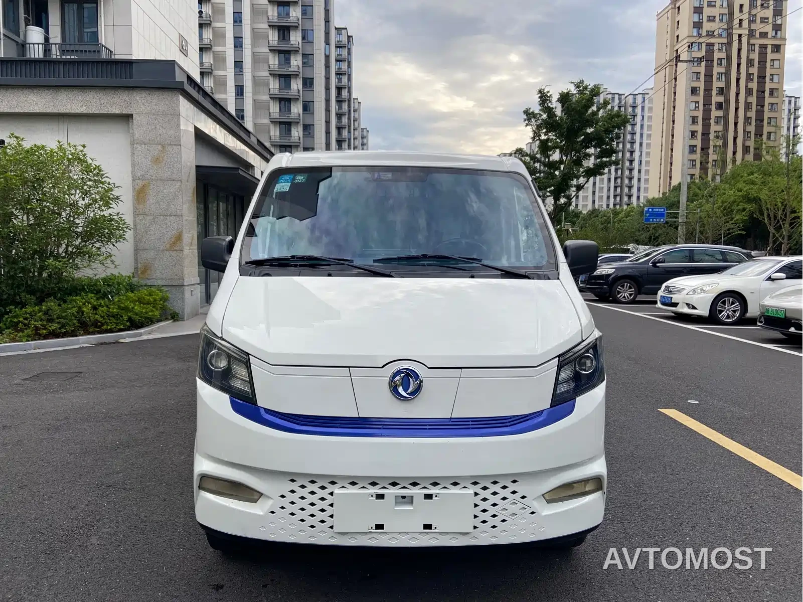 Dongfeng Yufeng EM27 2024 EM27 CATL 41.86kWh — фото 2