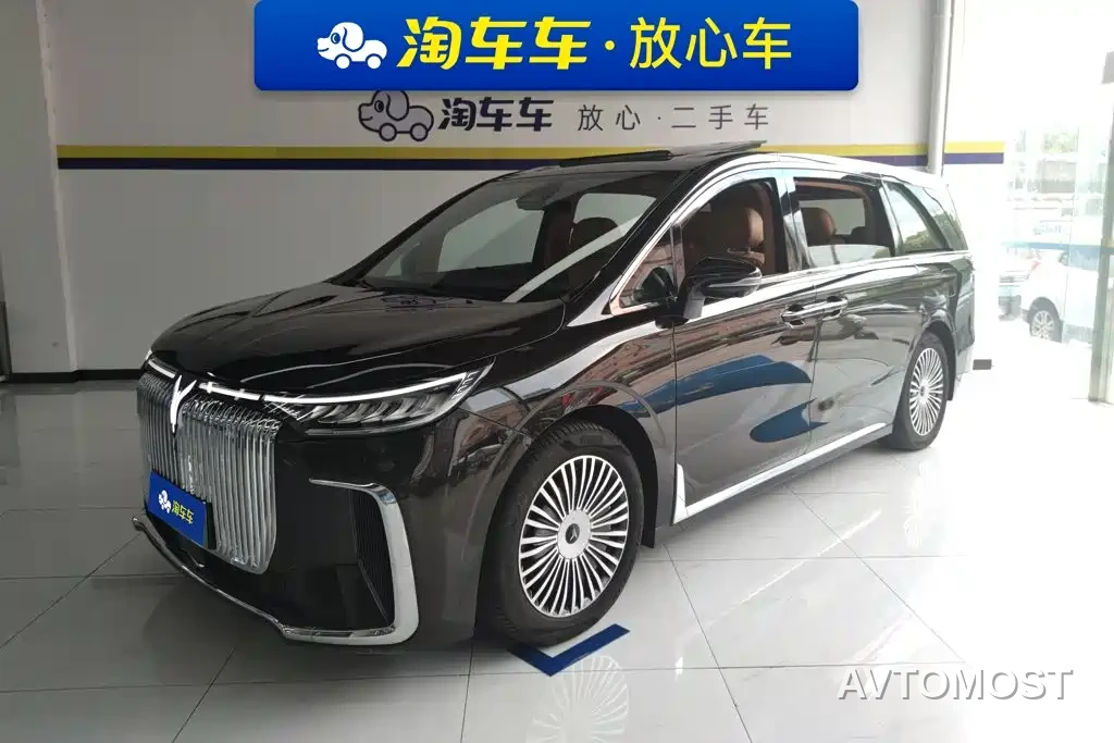 Voyah Dreamer 2025 PHEV AWD Flagship Kunpeng Edition — фото 1