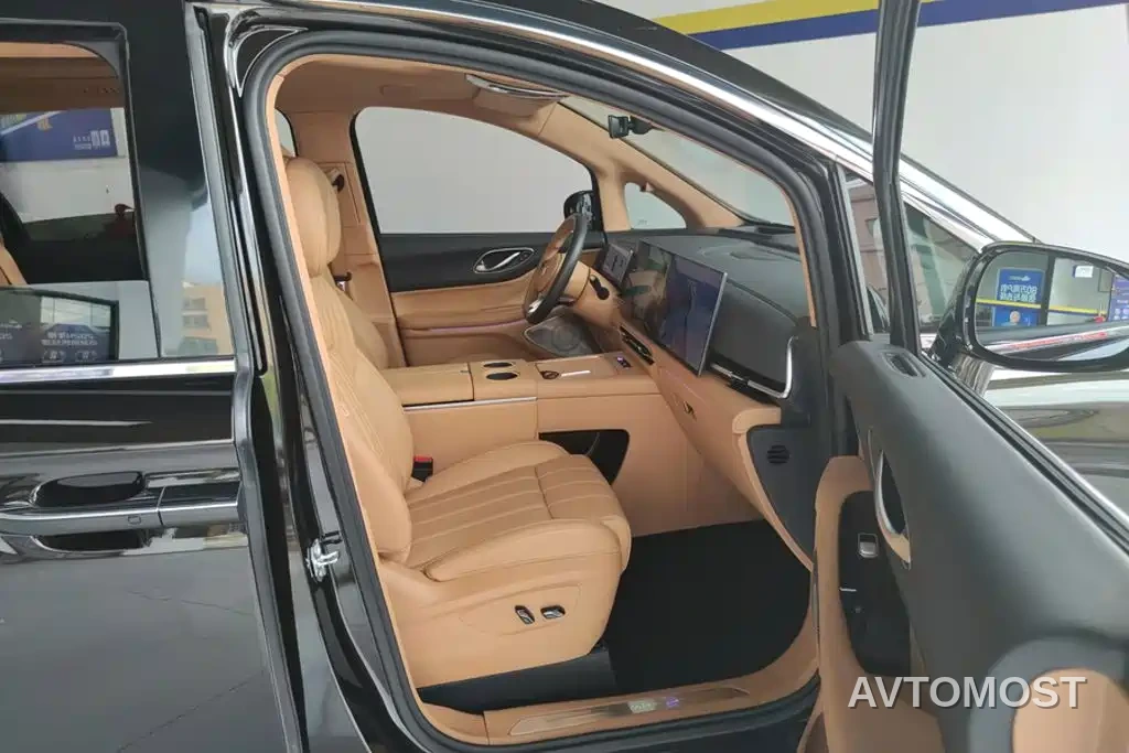 Voyah Dreamer 2025 PHEV AWD Flagship Kunpeng Edition — фото 8