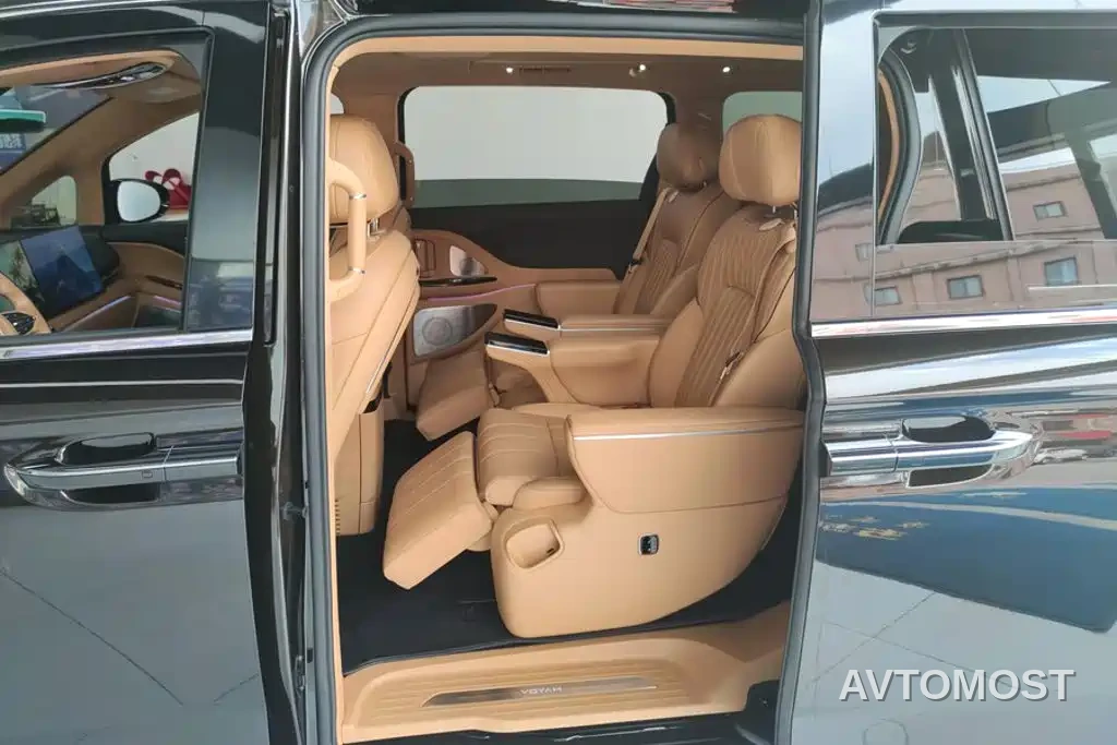Voyah Dreamer 2025 PHEV AWD Flagship Kunpeng Edition — фото 11