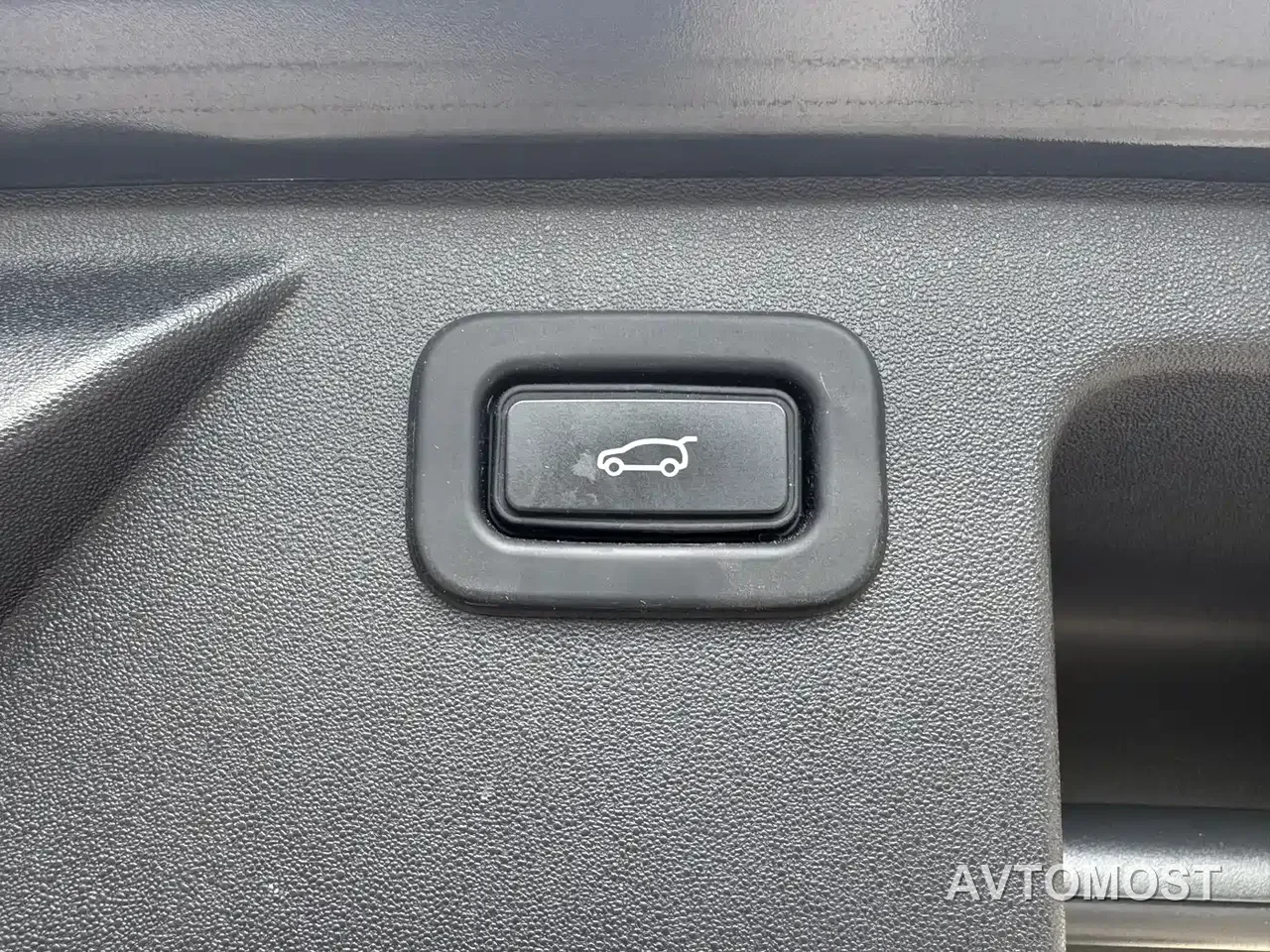 Land Rover Discovery Sport PHEV 2022 Facelift P300e Plug-in Hybrid — фото 6