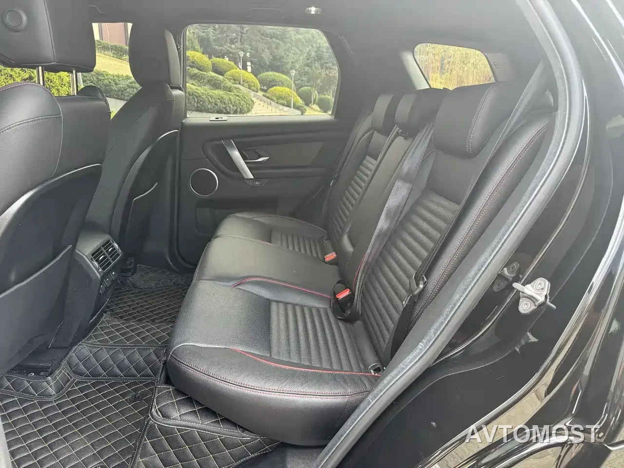 Land Rover Discovery Sport PHEV 2022 Facelift P300e Plug-in Hybrid — фото 22