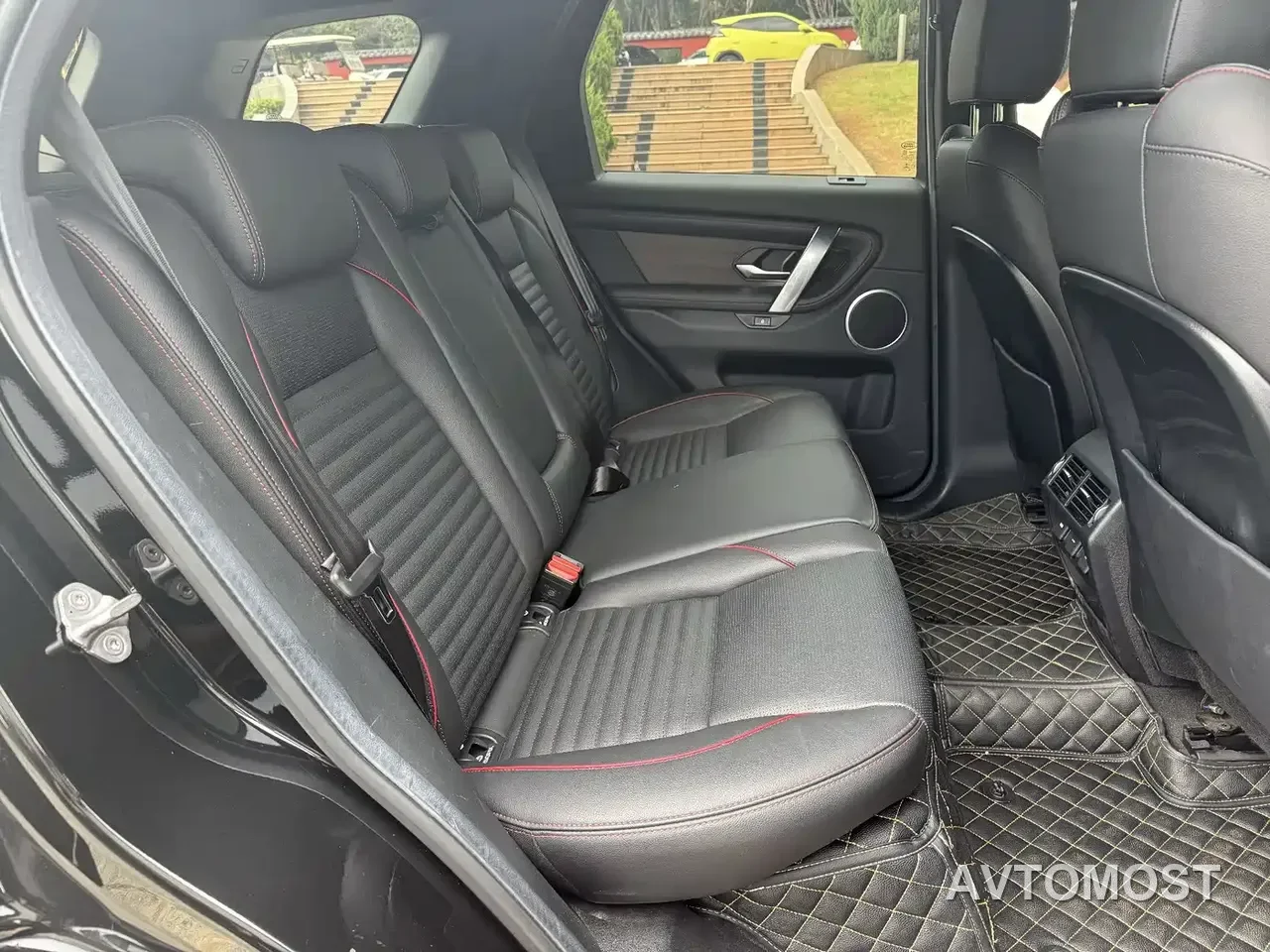 Land Rover Discovery Sport PHEV 2022 Facelift P300e Plug-in Hybrid — фото 23