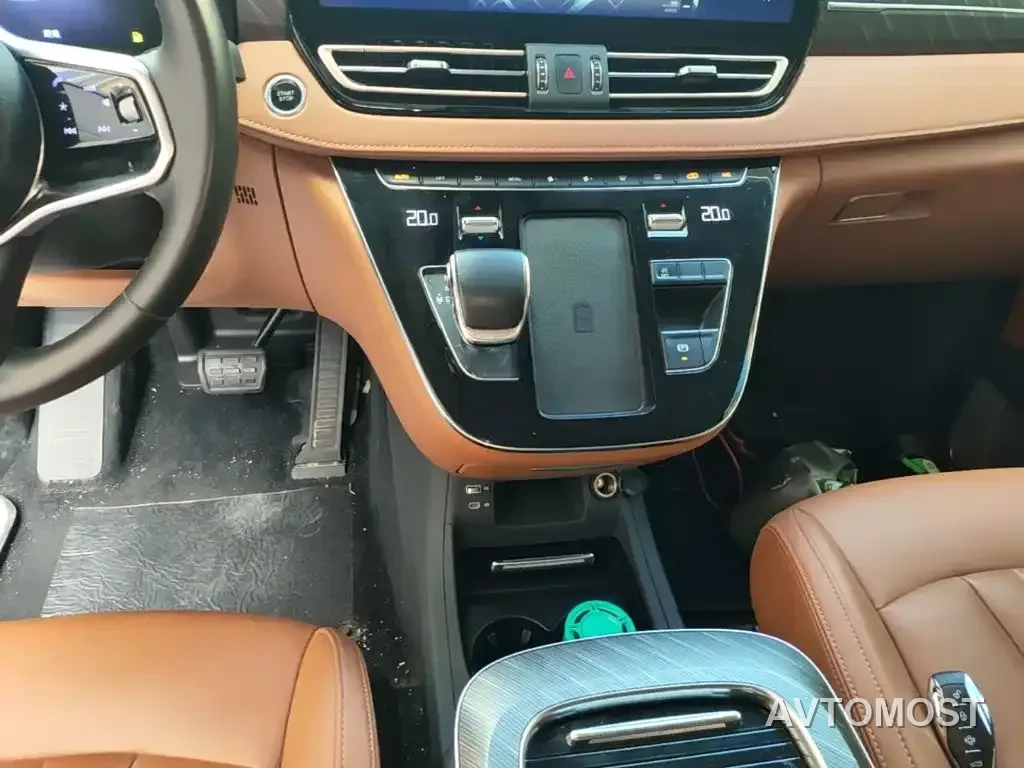 Hongqi HQ9 2023 2.0T Smart Connect Flag Rhyme Edition — фото 12