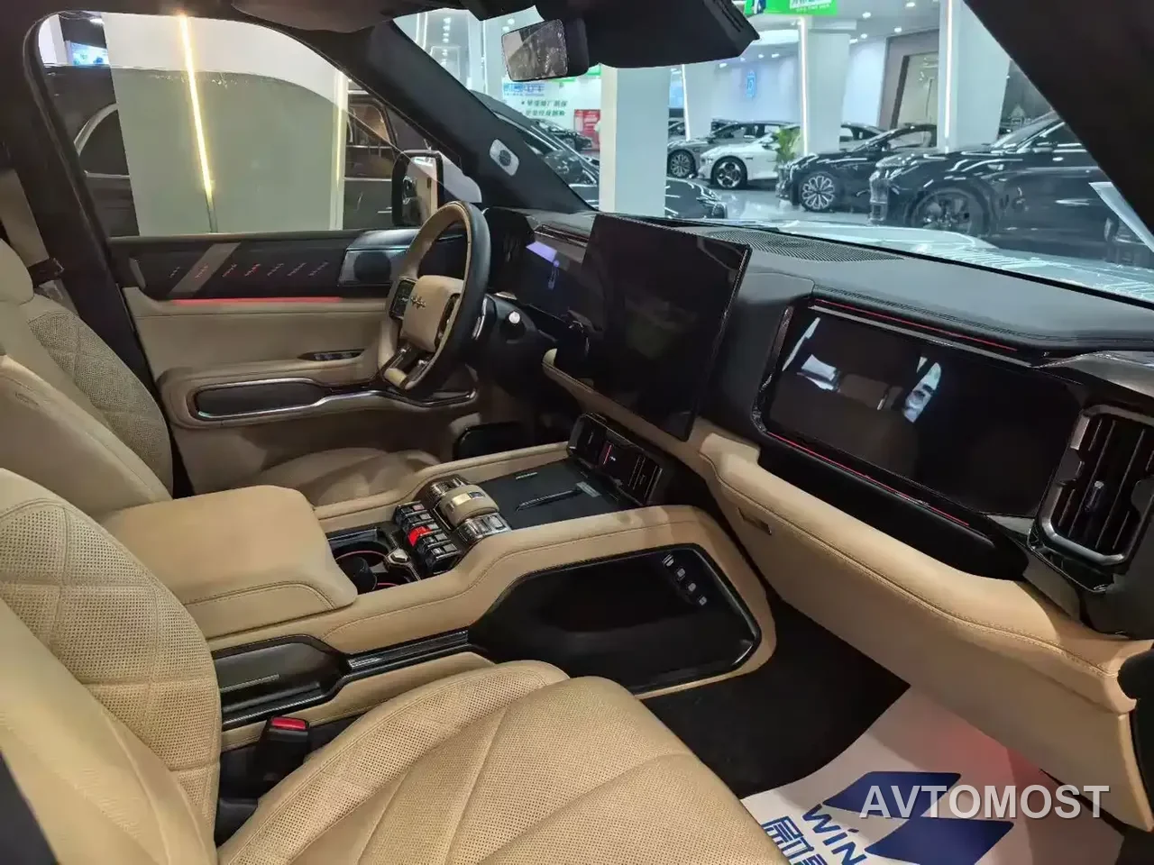 Fang Cheng Bao Leopard 8 2025 Zhiyong Flagship 7-Seater — фото 3