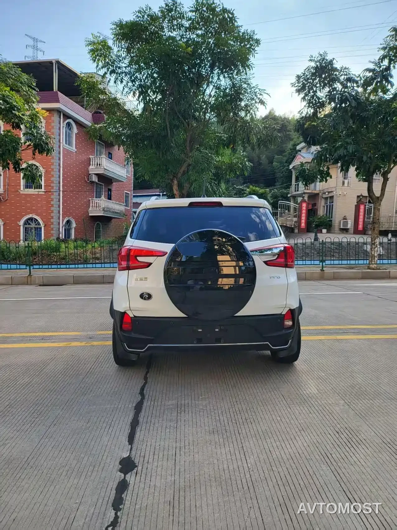 BYD Yuan Pro 2021 Eternal Love Edition — фото 8