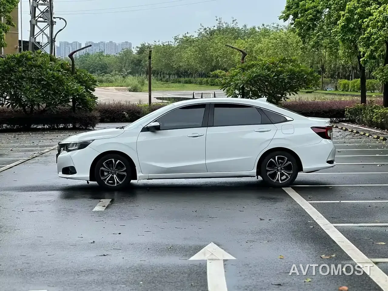Honda Lingpai 2022 1.5L Sharp·Luxury Edition — фото 2
