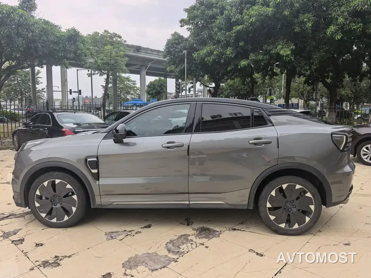 Lynk & Co 05 EM-P 2021 1.5TD PHEV HALO — фото 9
