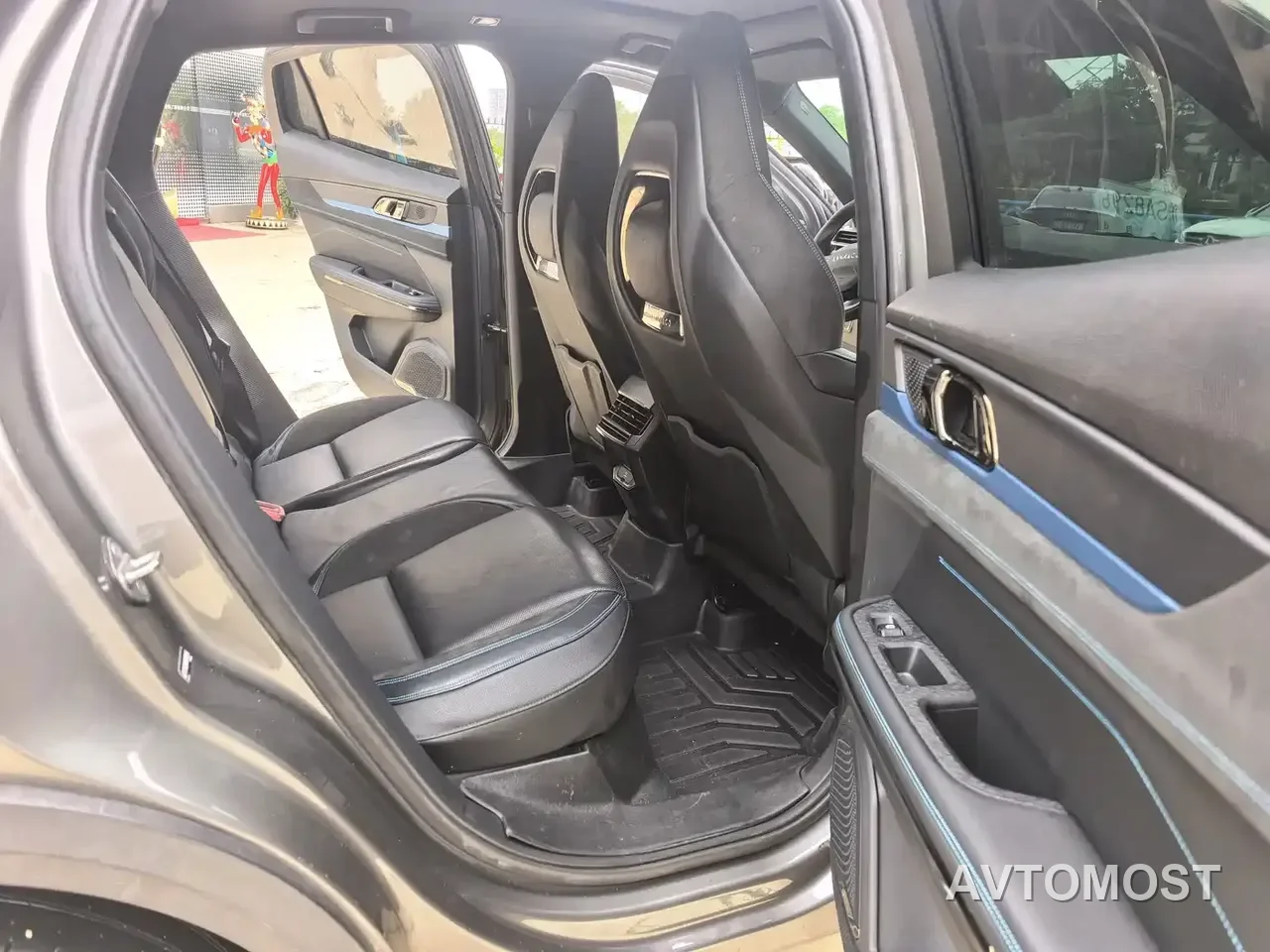 Lynk & Co 05 EM-P 2021 1.5TD PHEV HALO — фото 16