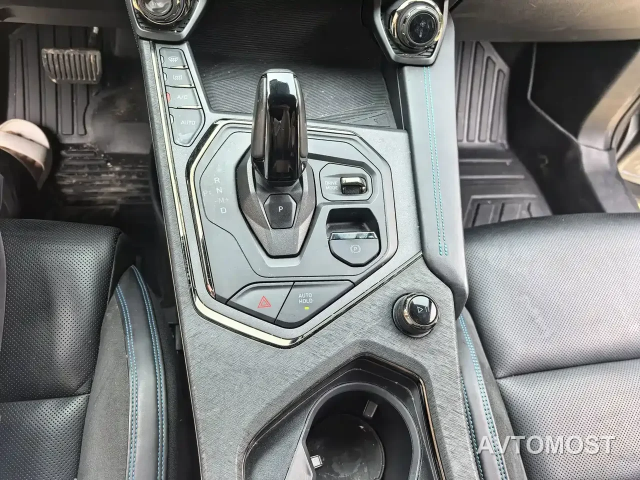 Lynk & Co 05 EM-P 2021 1.5TD PHEV HALO — фото 23