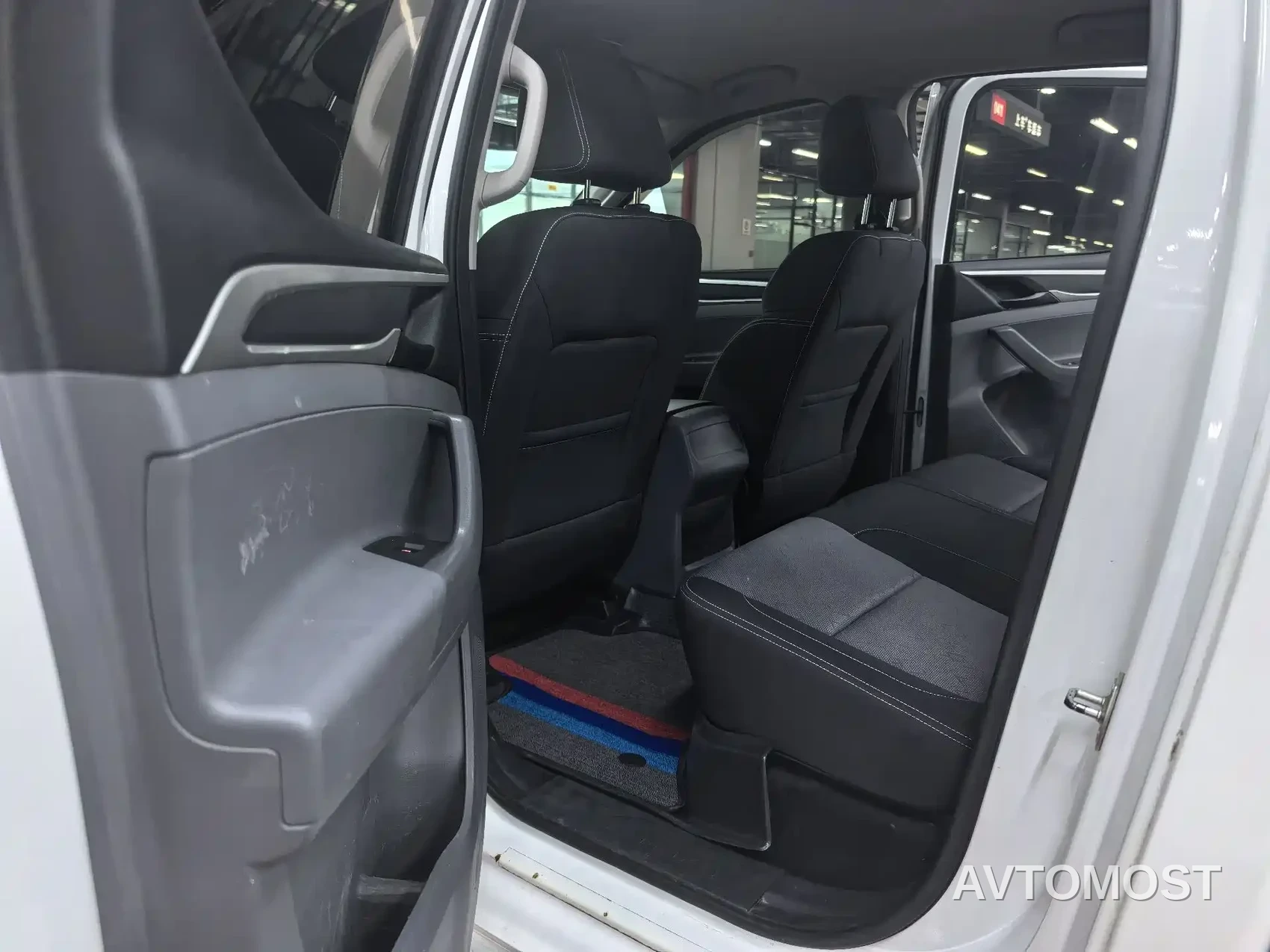 SAIC Maxus T60 2020 2.0T Diesel Manual 2WD High Ground Clearance Pioneer Standard Cab China VI — фото 6